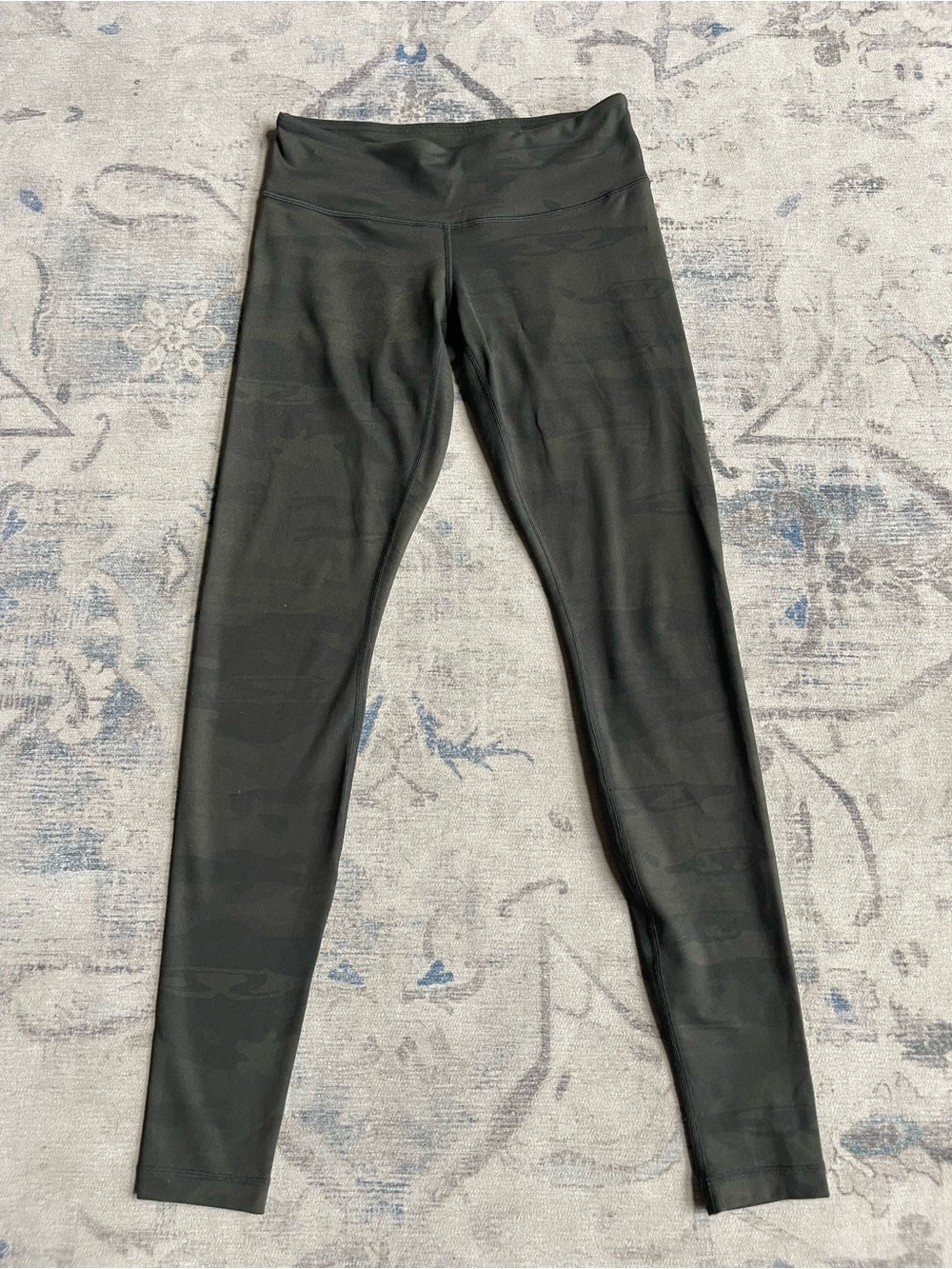 Lululemon Wunder Under Full-On Luxtreme Savasana Camo Green Size 6